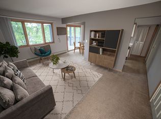 1960 Roosevelt Dr W #550972A7D, Northfield, MN 55057