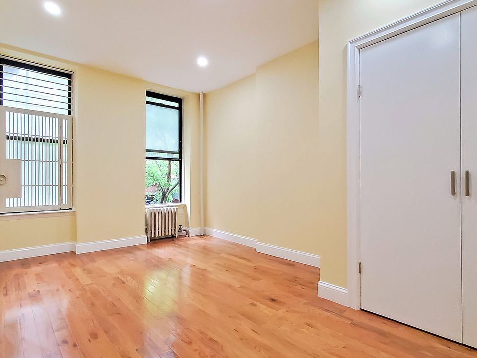 1st image of 215 W 16th St #2W
