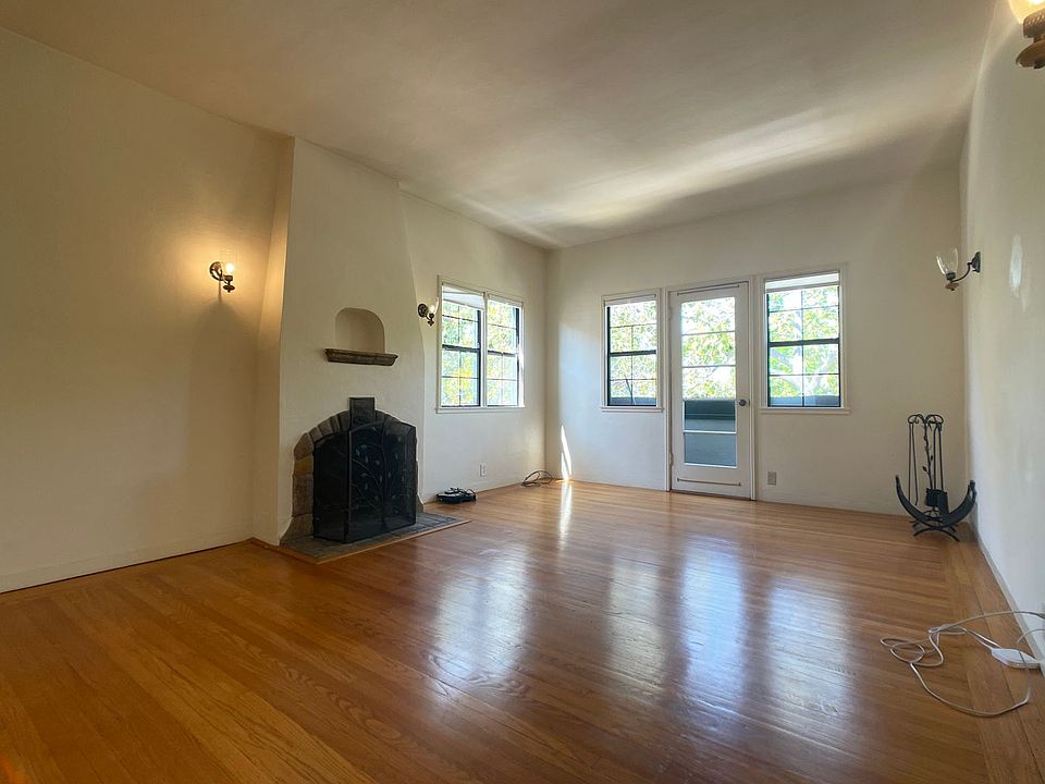 1st image of 40 Arch St #42C