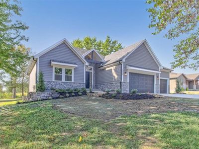 1520 Country Club Dr, Pleasant Hill, MO, 64080