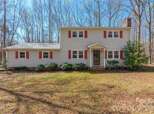 3568 Briarcliff Acres Dr, Lincolnton, NC 28092