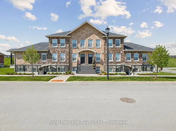 450 Lonsberry Dr #304, Cobourg, ON K9A 0K4