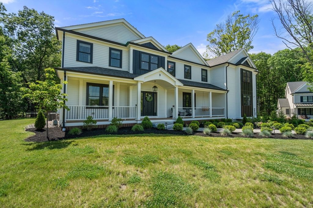 8 Charles St, North Reading, MA - View 2