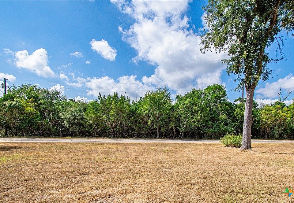 1st image of Estate Trl