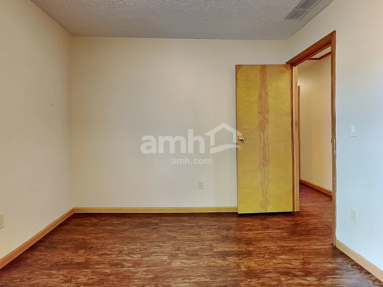 2358 Rosina Dr — Photo 23