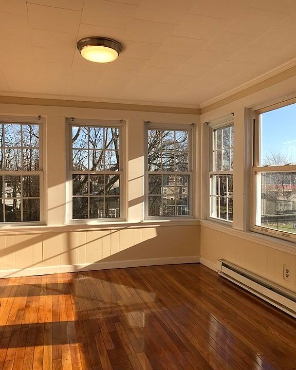 1st image of 59 Cleverly Ct