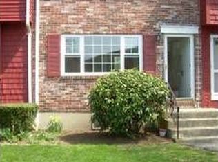 11 Lydon Ln #A2, Halifax, MA 02338