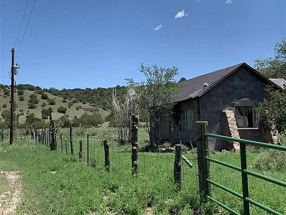 2nd image of 297 Blun Rd