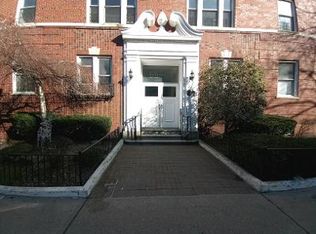 69-81 108th St #4A, Forest Hills, NY 11375