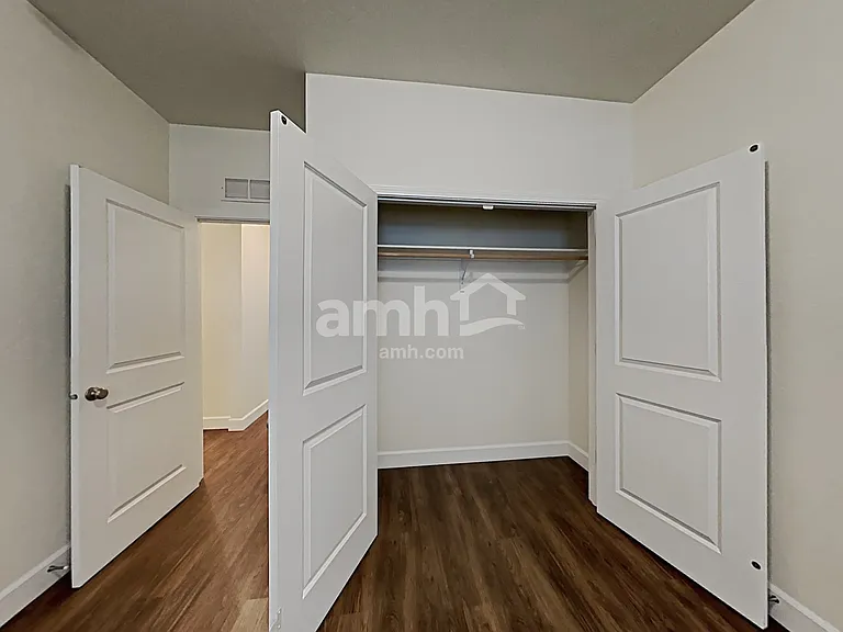 161 E Sicily Dr — Photo 10
