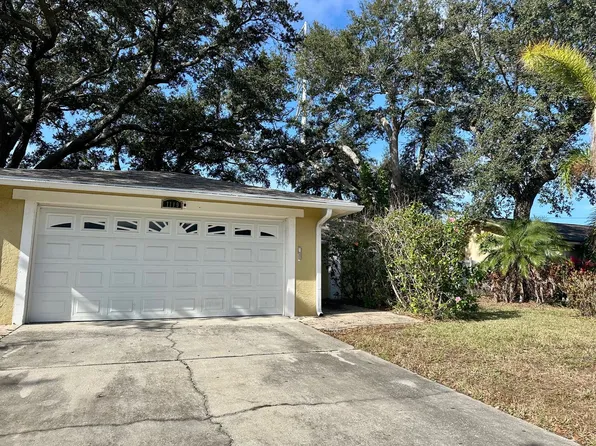1119 Breeze Dr, Largo, FL 33770