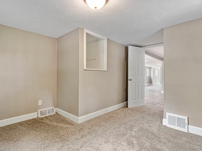 3924 Saltsburg Rd — Photo 18