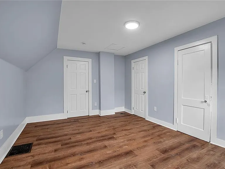 147 Gorton St — Photo 29