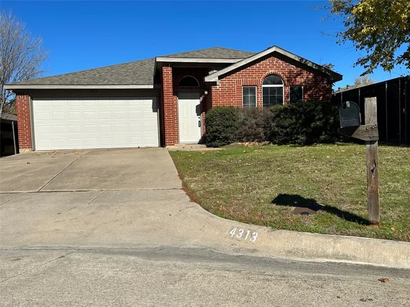 4313 Waterside Ct, Fort Worth, TX 76137