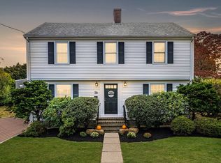 38 Old Salem Rd, Marblehead, MA 01945