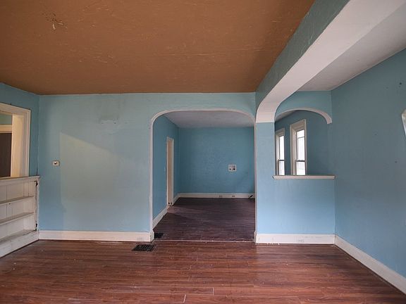 3rd image of 1408 Chestnut St