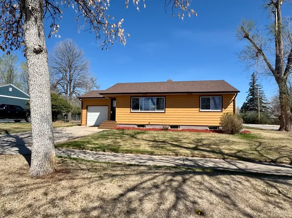 3630 W Saint Patrick St, Rapid City, SD 57702