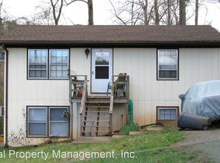 1004 Rougemont Ave APT B, Charlottesville, VA 22902