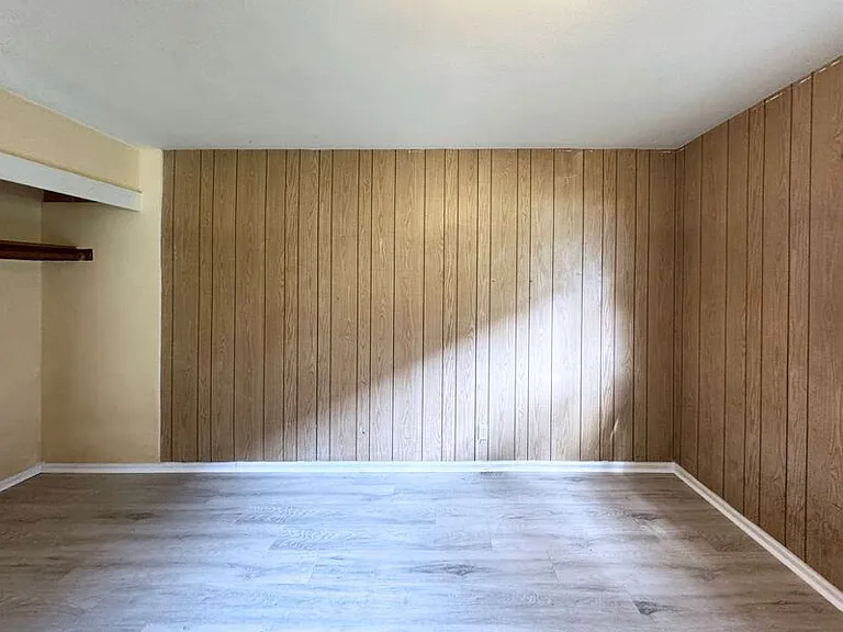 1180 E 37th Ave — Photo 54