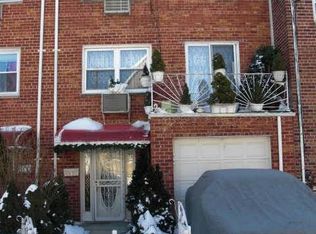 5922 57th Rd, Maspeth, NY 11378