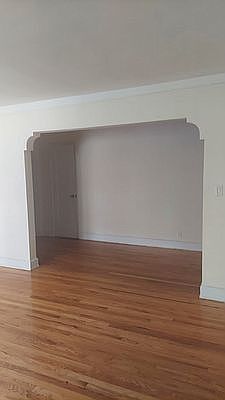 2nd image of 5414 Arlington Ave APT J43