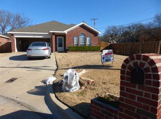 7100 Park Creek Cir W, Fort Worth, TX 76137