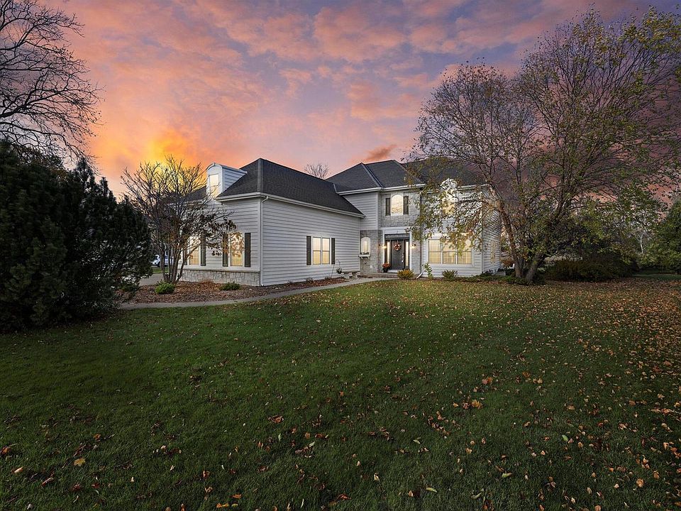 N16W29926 Brookstone CIRCLE Pewaukee WI 53072 Zillow