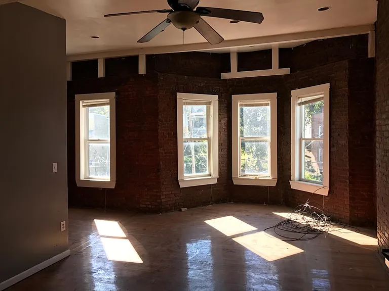 45 Elberon Pl #2 — Photo 2