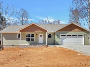 1963 Pembrooke Pine Ln, Cookeville, TN 38506