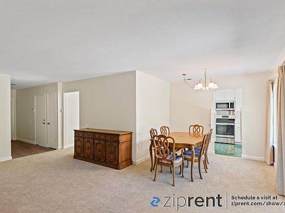 5th image of 4973 Avenida De Lago