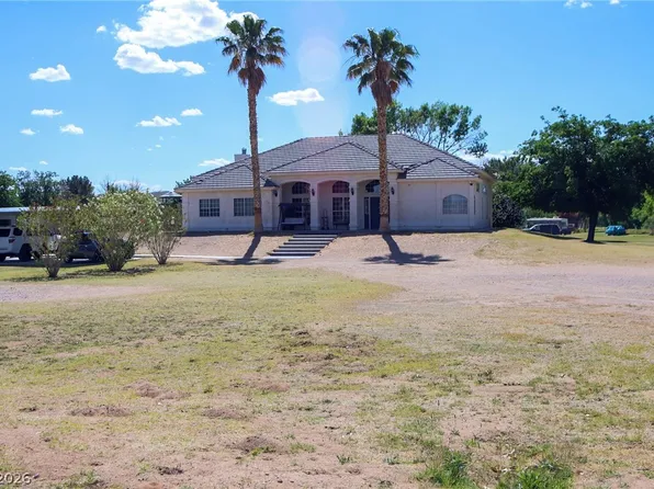 2775 Taylor St, Moapa Valley, NV 89021