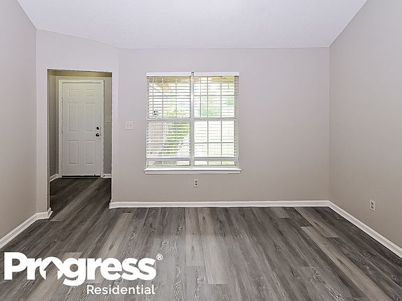 3rd image of 77 Belisle Dr