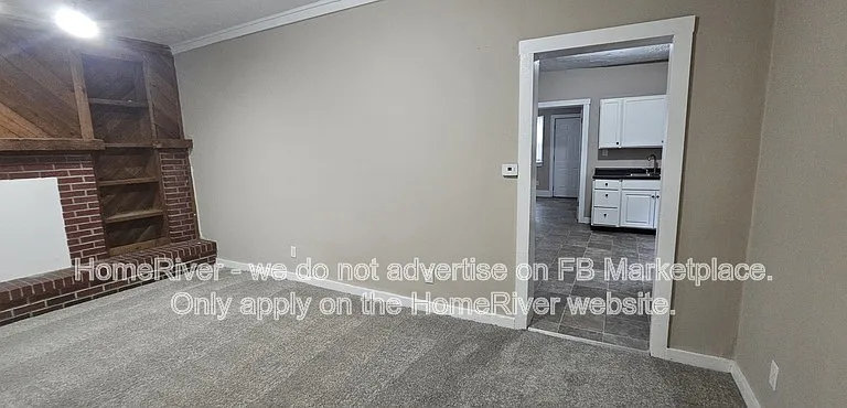 121 N Gladstone Ave — Photo 15