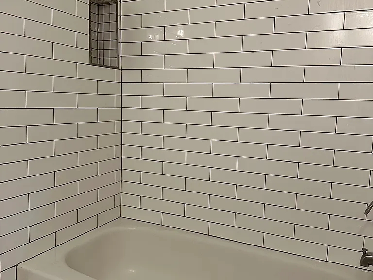 1757 Twin Brooks Dr SE — Photo 2