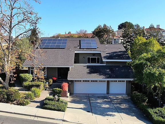 3rd image of 7054 Morecambe Dr