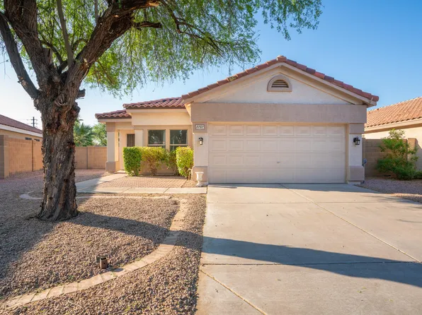 5737 E Flower Cir, Mesa, AZ 85206