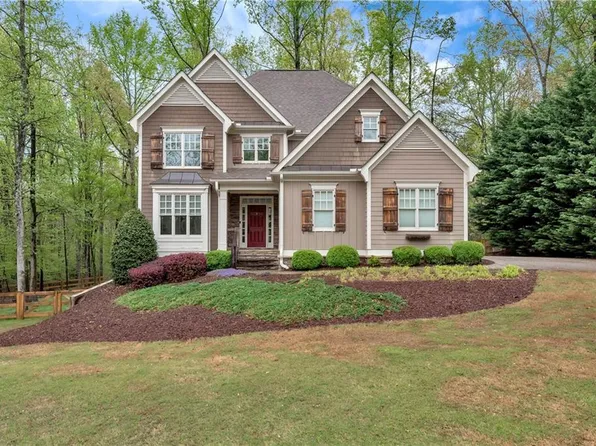 7920 Willow Point, Gainesville, GA 30506