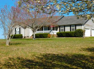 183 Colonial Rd, Hohenwald, TN 38462