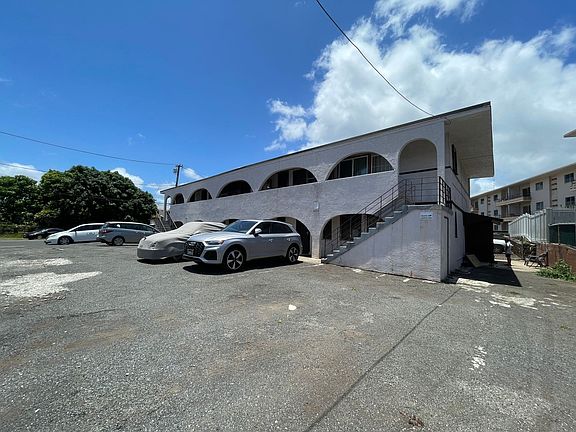 3rd image of 98-082 Lokowai Pl #D