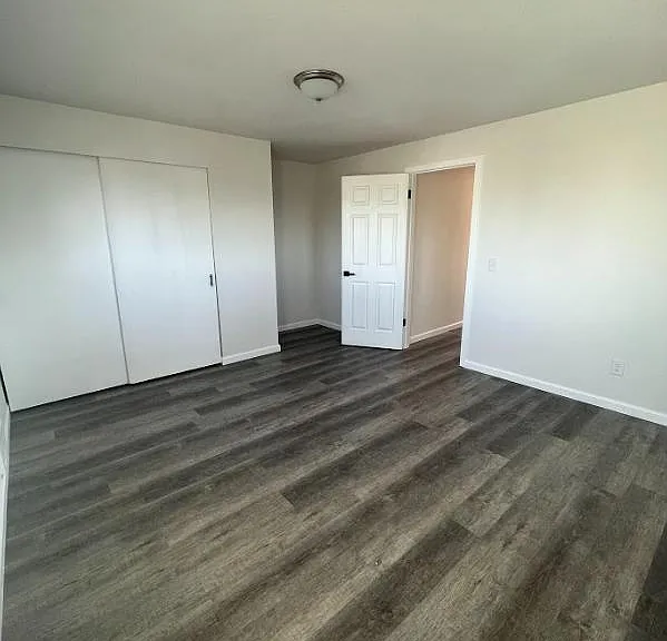 902 E Division St #902 — Photo 11