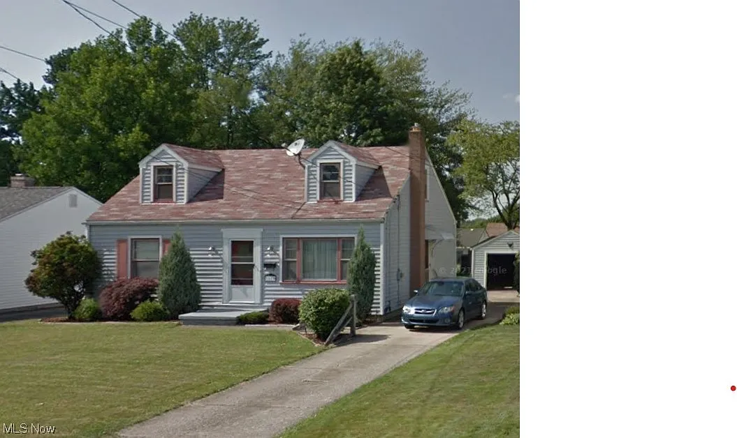 1558 Medford Ave photo 1