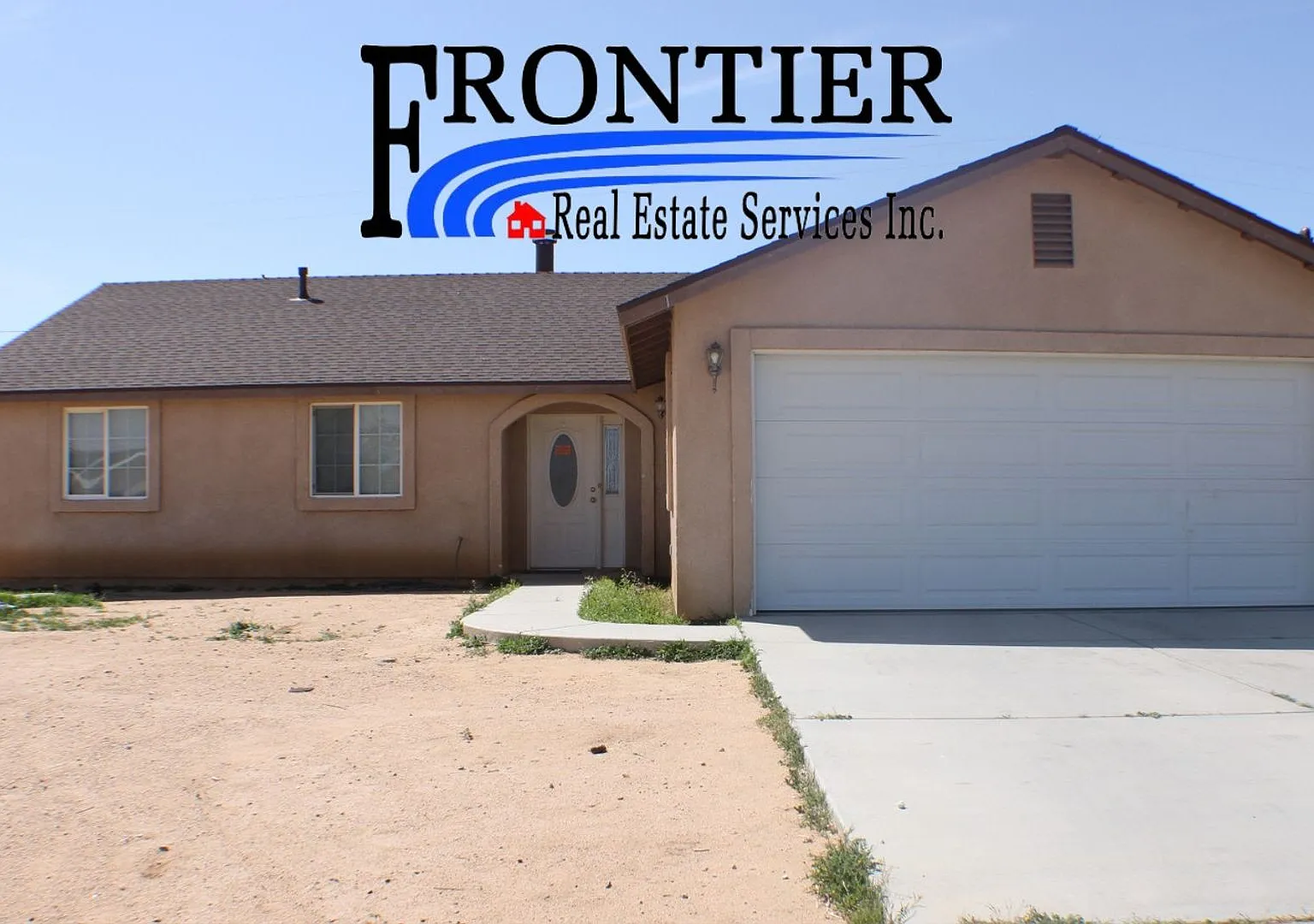Charming 3-Bedroom Home with Fireplace, Spacious Backyard & Attached Garage in California City! — Photo 1