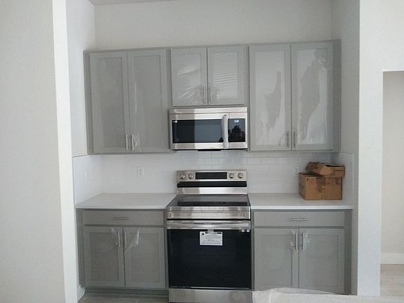 5th image of 80 Pittman Dr