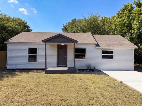 1418 Moss St, Gainesville, TX 76240