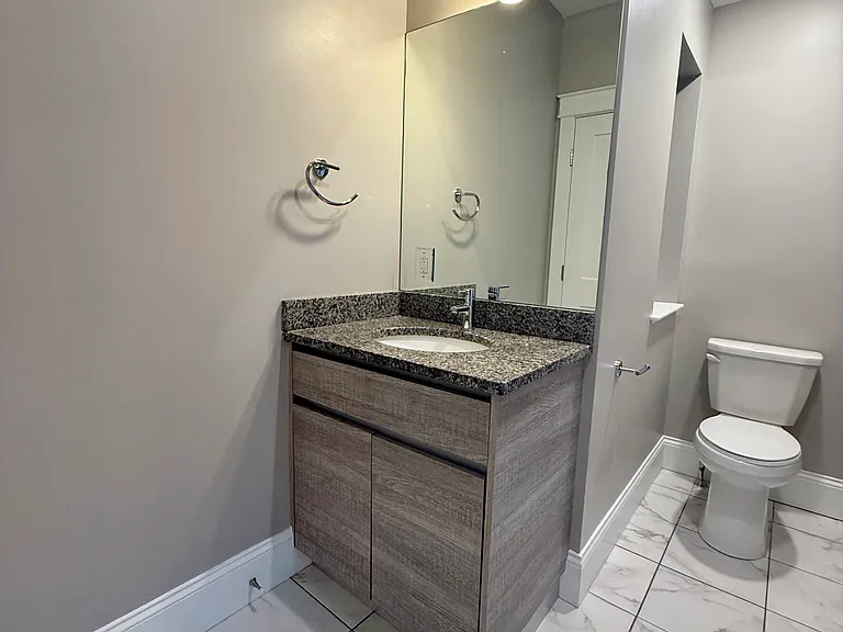 58 Howard St #434 — Photo 17