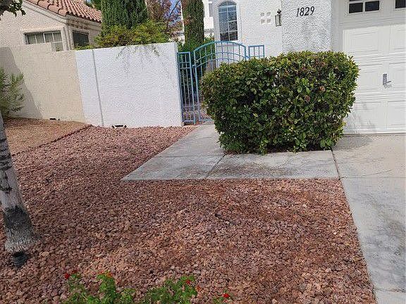 2nd image of 1829 Glenwillow Dr #0
