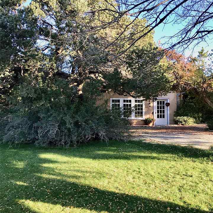 1st image of 1882 Conejo Dr Unit A