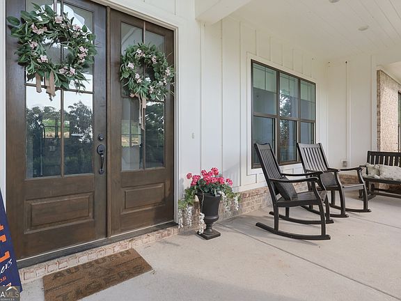 3rd image of 60 Jackson Ridge Dr
