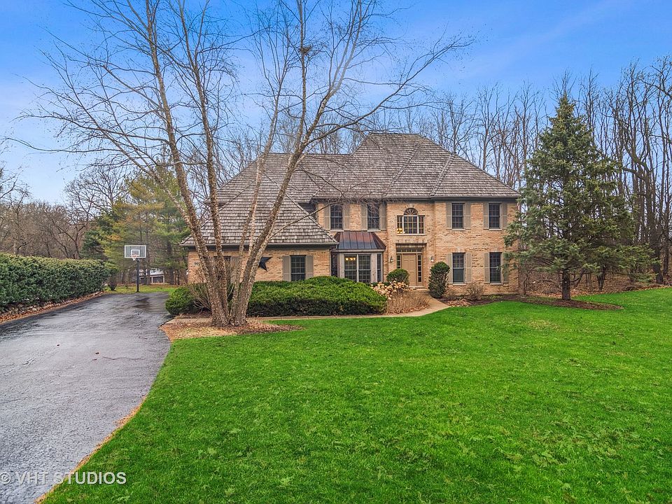 902 Bridle Ln, Cary, IL 60013 Zillow