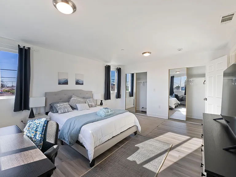 4157 Dorsey St — Photo 10